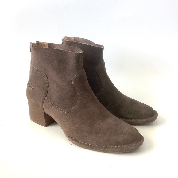 UGG Bandara Ankle Bootie Suede 7.5 - Picture 5 of 11